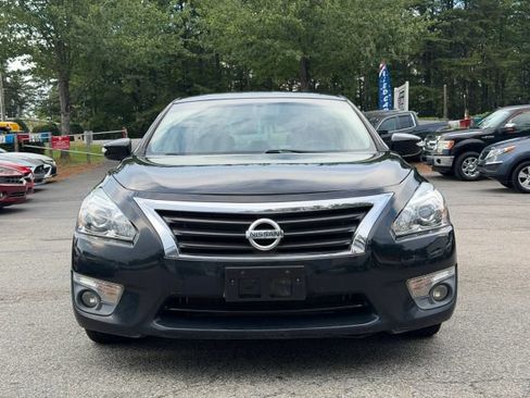 Used 2013 Nissan Altima 2.5 SL w/ Technology Pkg FWD image 2
