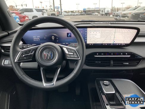 Used 2025 Buick Enclave Preferred image 17