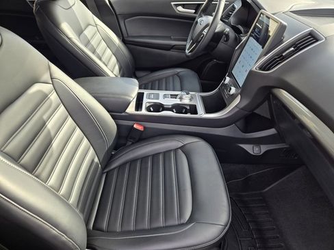 Certified 2024 Ford Edge SEL image 13