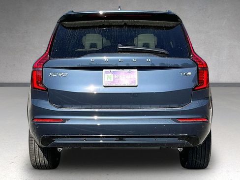 New 2026 Volvo XC90 T8 Ultra w/ Protection Package Premier AWD/4WD image 4