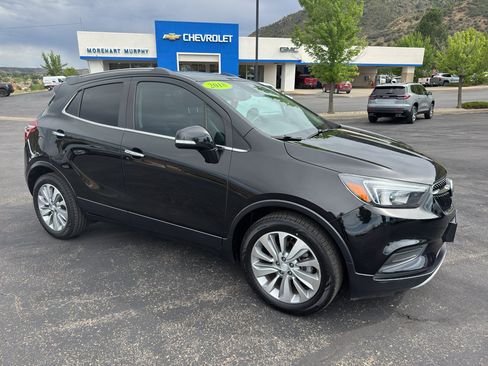 Used 2018 Buick Encore Preferred FWD image 1
