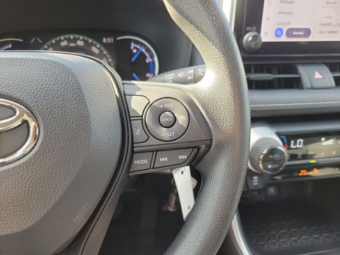 Certified 2023 Toyota RAV4 LE AWD/4WD image 14