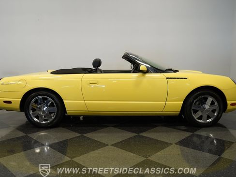 Used 2002 Ford Thunderbird image 14