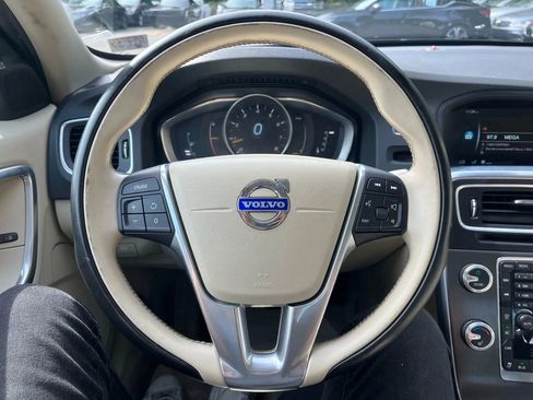 Used 2015 Volvo S60 T5 Premier image 16