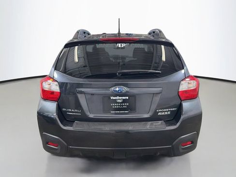 Used 2016 Subaru Crosstrek 2.0i Premium w/ Moonroof Package AWD/4WD image 8