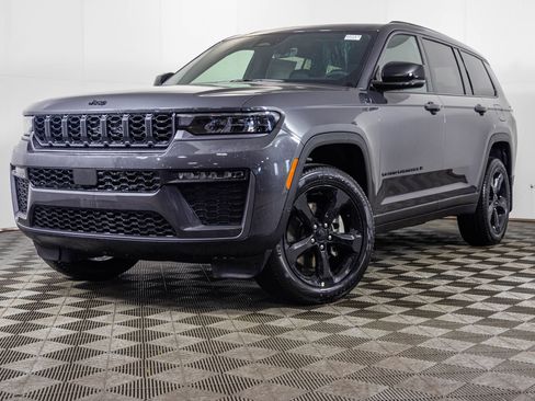 New 2026 Jeep Grand Cherokee L Limited image 2