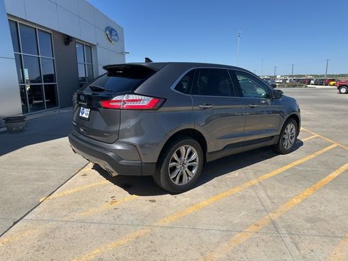 Used 2023 Ford Edge Titanium w/ Equipment Group 301A AWD/4WD image 7