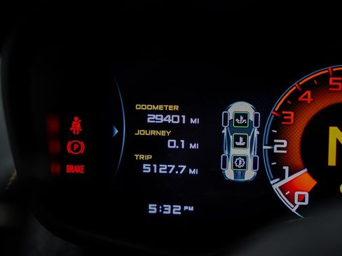 Used 2019 McLaren 600LT RWD image 42