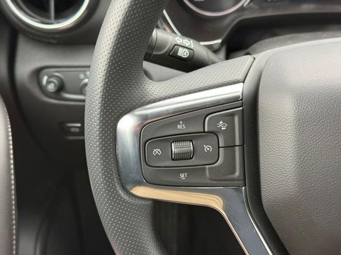 Used 2025 Chevrolet Blazer LT image 18
