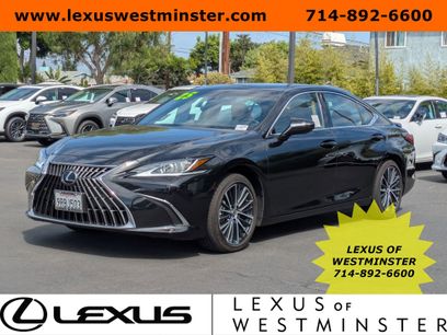Certified 2025 Lexus ES 300h w/ Premium Package