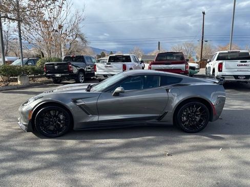 Used 2016 Chevrolet Corvette Z06 w/ 3LZ Preferred Equipment Group image 5