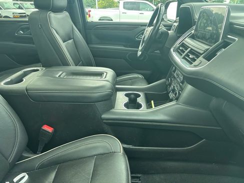 Used 2021 Chevrolet Tahoe Premier w/ Premium Package AWD/4WD image 13