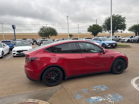 Used 2023 Tesla Model Y Performance AWD/4WD image 7