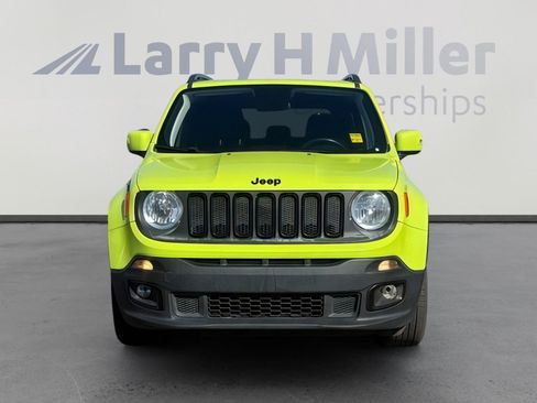 Used 2018 Jeep Renegade Altitude image 4