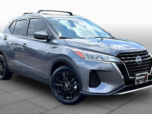 Certified 2024 Nissan Kicks SV w/ Interior Electronics Package FWD image 3