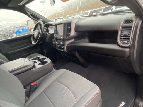 Used 2024 RAM 3500 Tradesman w/ Chrome Appearance Group image 21