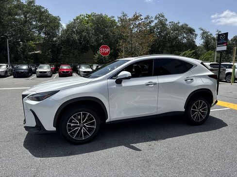 Used 2024 Lexus NX 250 FWD image 10