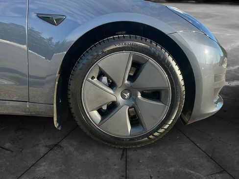 Used 2023 Tesla Model 3 Standard Range image 14