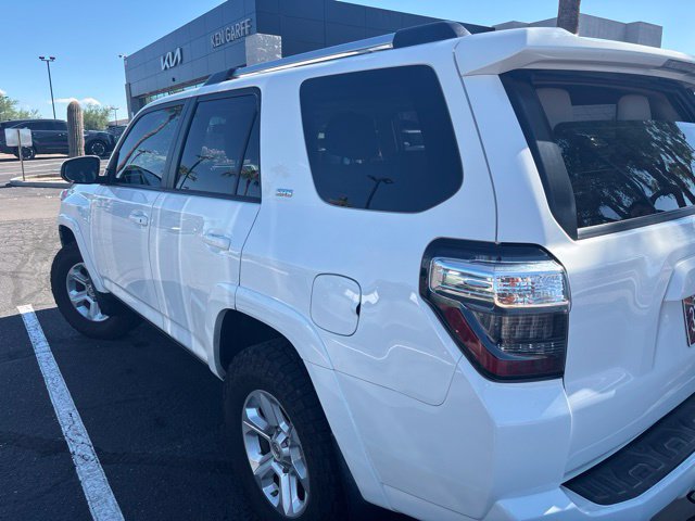 Used 2020 Toyota 4Runner SR5 Premium w/ Moonroof Package AWD/4WD image 6