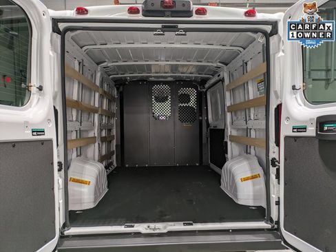 Used 2025 RAM ProMaster 2500 w/ U-Haul Equipment Group FWD image 25