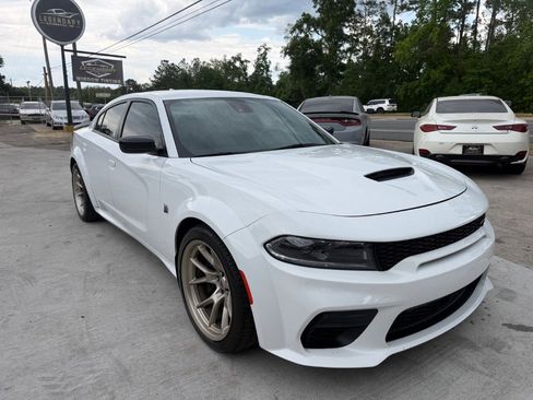 Used 2023 Dodge Charger Scat Pack RWD image 2