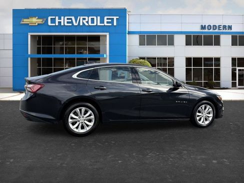 Used 2022 Chevrolet Malibu LT FWD image 4