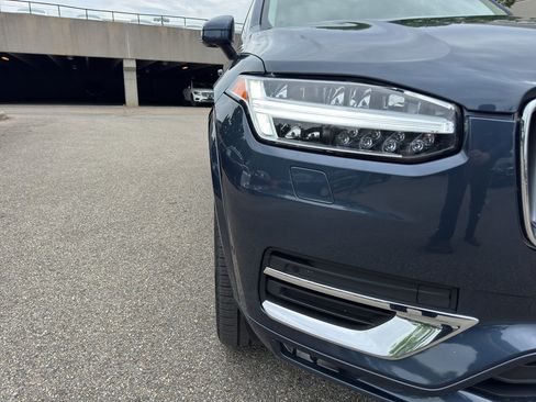 Used 2023 Volvo XC90 B6 Plus w/ Protection Package Premier AWD/4WD image 2