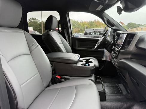 New 2026 RAM 3500 Tradesman w/ Chrome Appearance Group image 14