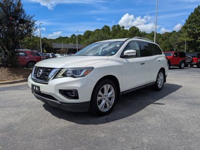 Used 2018 Nissan Pathfinder SL w/ SL Premium Package