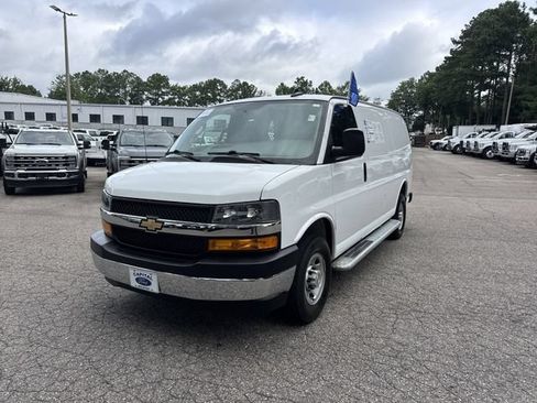 Used 2024 Chevrolet Express 2500 w/ Driver Convenience Package RWD image 1