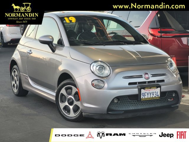Used 2019 FIAT 500 e FWD image 1