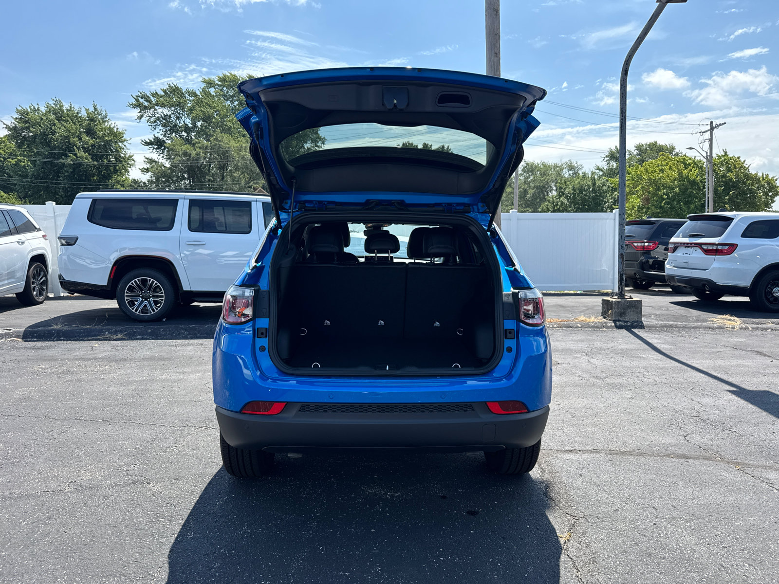 New 2026 Jeep Compass Limited AWD/4WD image 18