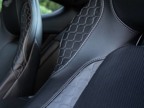 Used 2014 Aston Martin Vanquish Coupe image 91