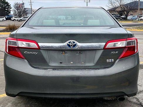 Used 2013 Toyota Camry XLE image 5