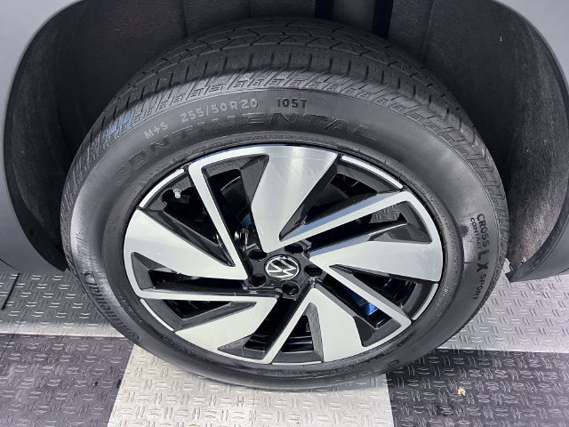 Certified 2024 Volkswagen Atlas SE FWD image 16