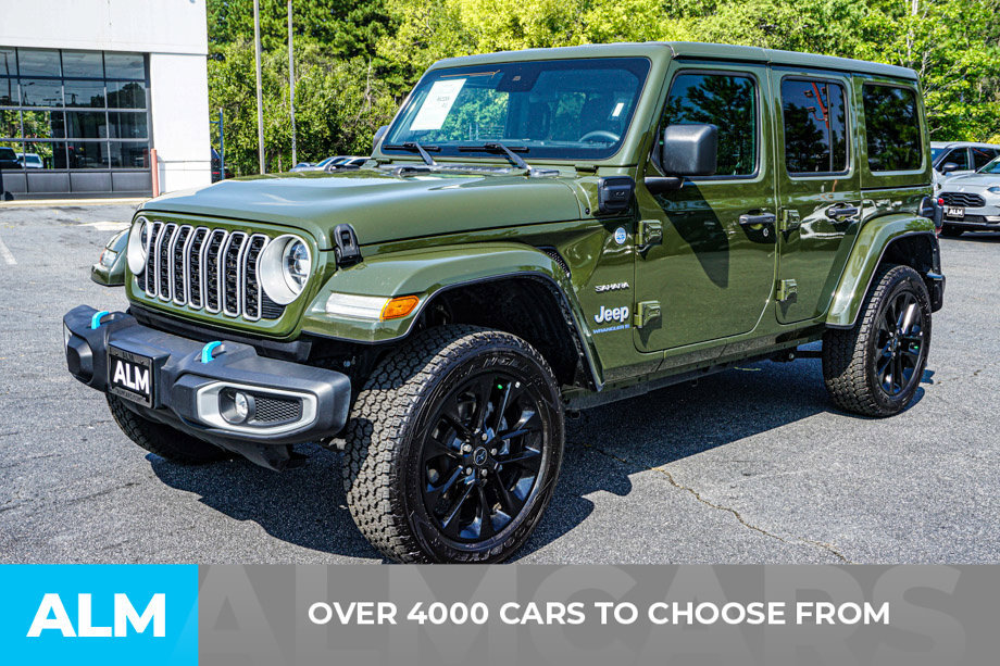 Used 2024 Jeep Wrangler Unlimited Sahara AWD/4WD image 2