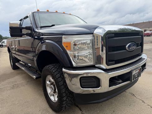 Used 2016 Ford F250 XL w/ XL Appearance Package AWD/4WD image 11