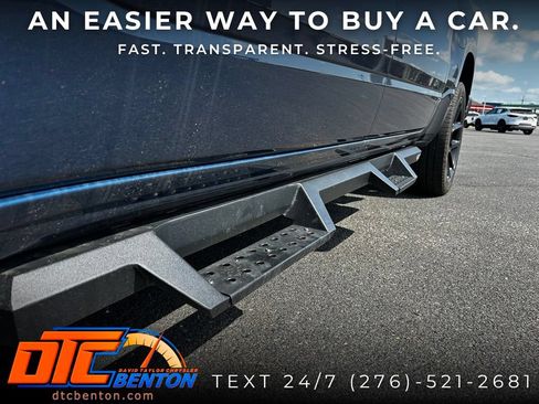 Used 2023 RAM 1500 Laramie AWD/4WD image 10
