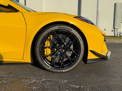 Used 2026 Chevrolet Corvette ZR1 w/ ZR1 Carbon Fiber Aero Package image 20