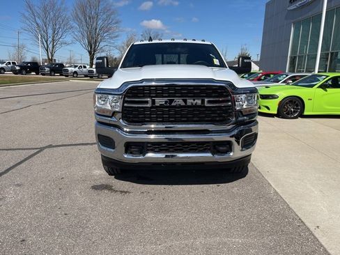 New 2024 RAM 3500 Tradesman w/ Towing Technology Group image 2
