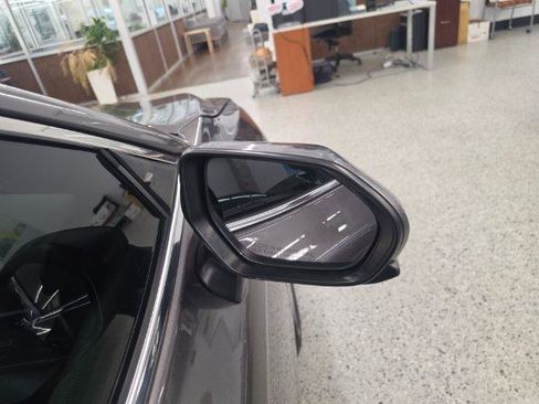 Used 2020 Toyota Camry LE FWD image 39