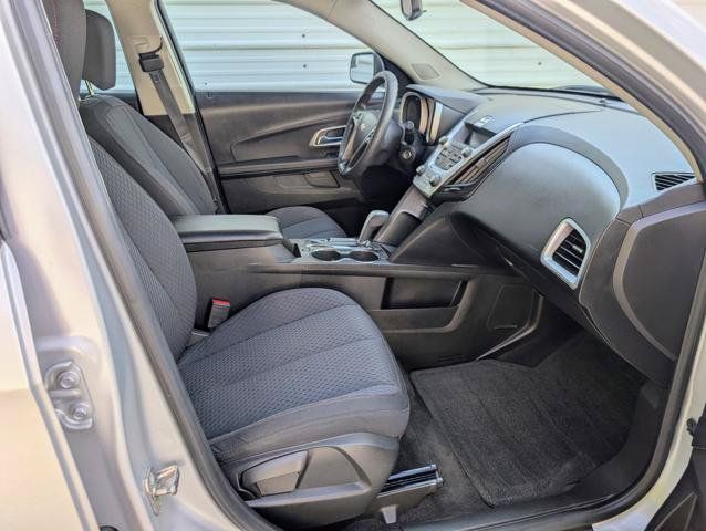 Used 2012 Chevrolet Equinox LS FWD image 16