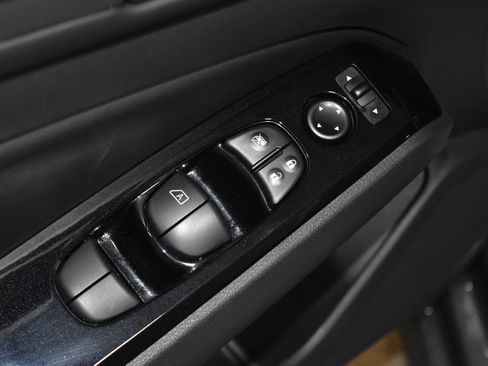 Certified 2025 Nissan Altima 2.5 SR image 5