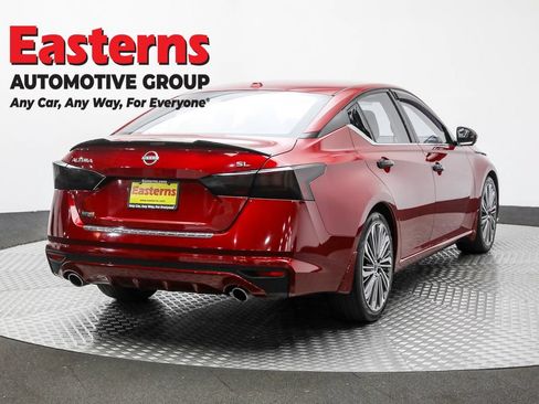 Used 2023 Nissan Altima 2.5 SL FWD image 5