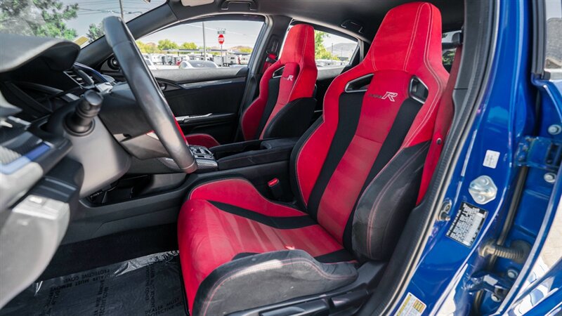 Used 2018 Honda Civic Type R image 17