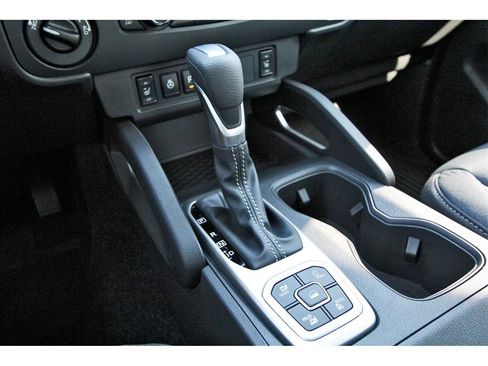 New 2026 Nissan Frontier SV w/ SV Convenience Package image 19