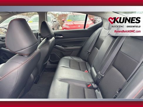 Used 2025 Nissan Altima 2.5 SR image 35