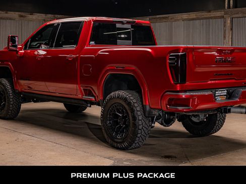 Used 2024 GMC Sierra 3500 AT4 w/ AT4 Premium Plus Package image 7
