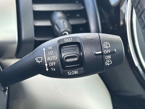 Used 2021 MINI Cooper SE w/ 6.5" Touchscreen Package image 19