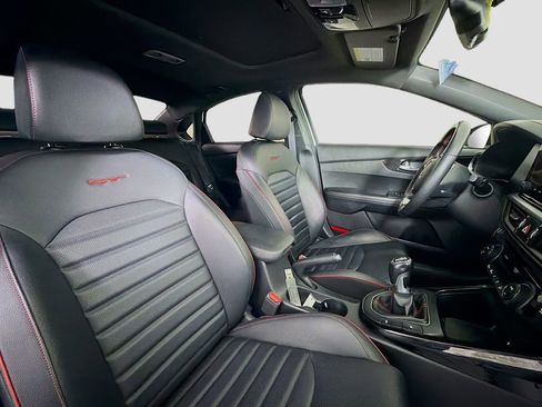 Used 2022 Kia Forte GT image 28